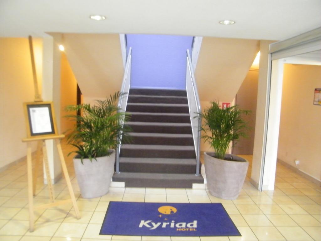 Kyriad Direct Arles Exterior photo